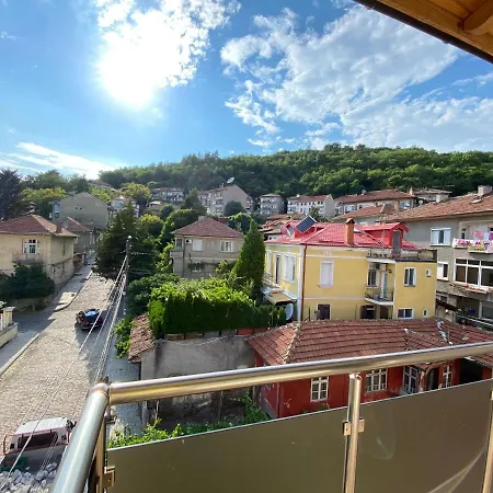 Appartamento Coziness And Comfort In The Old Town Veliko Tărnovo