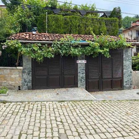 Coziness And Comfort In The Old Town Appartamento